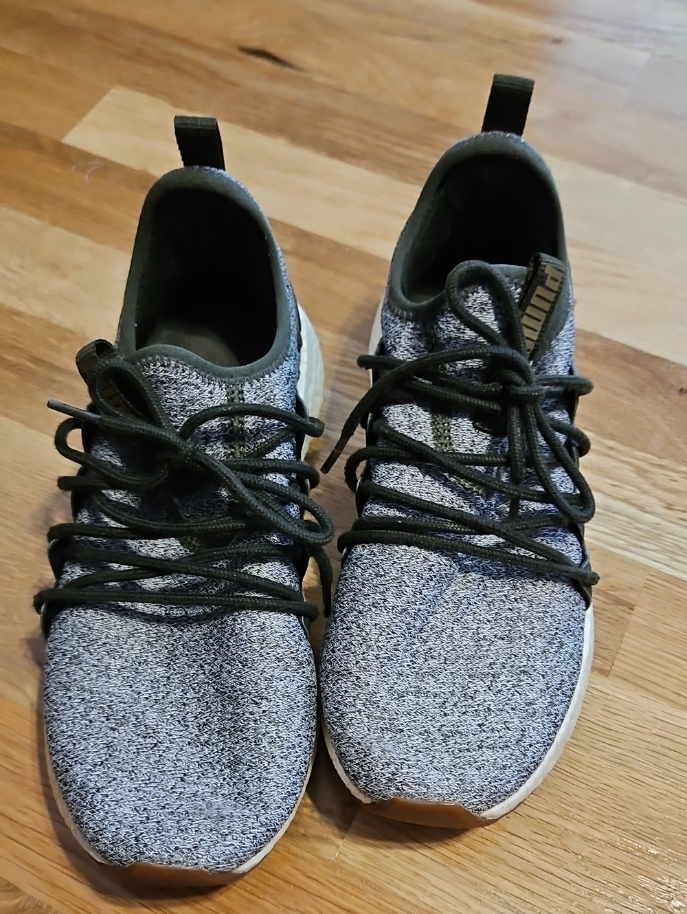 Puma Size 9 Knit Sneakers in Heather Gray with Dark Olive Accents